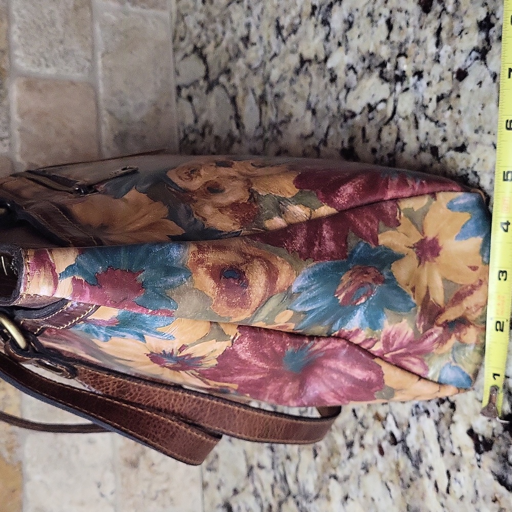 Patricia Nash Fresco Bouquet Poppy Tote - Picture 5 of 13